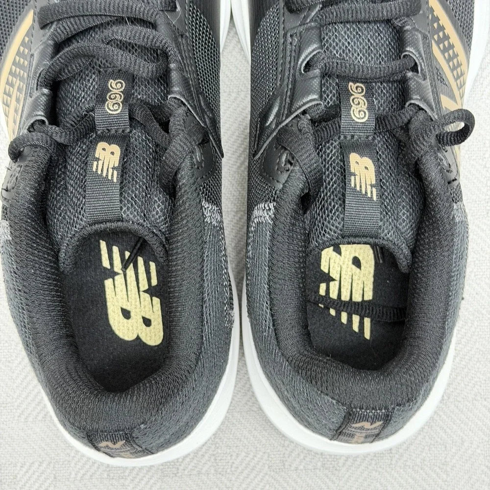 New Balance‎ 696v6 Womens Size 7 B Black WCH696B6 Shoes Sneakers